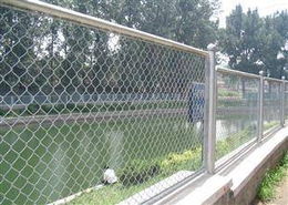 供应和平地区优质勾花网 型号齐全，满足多元需求